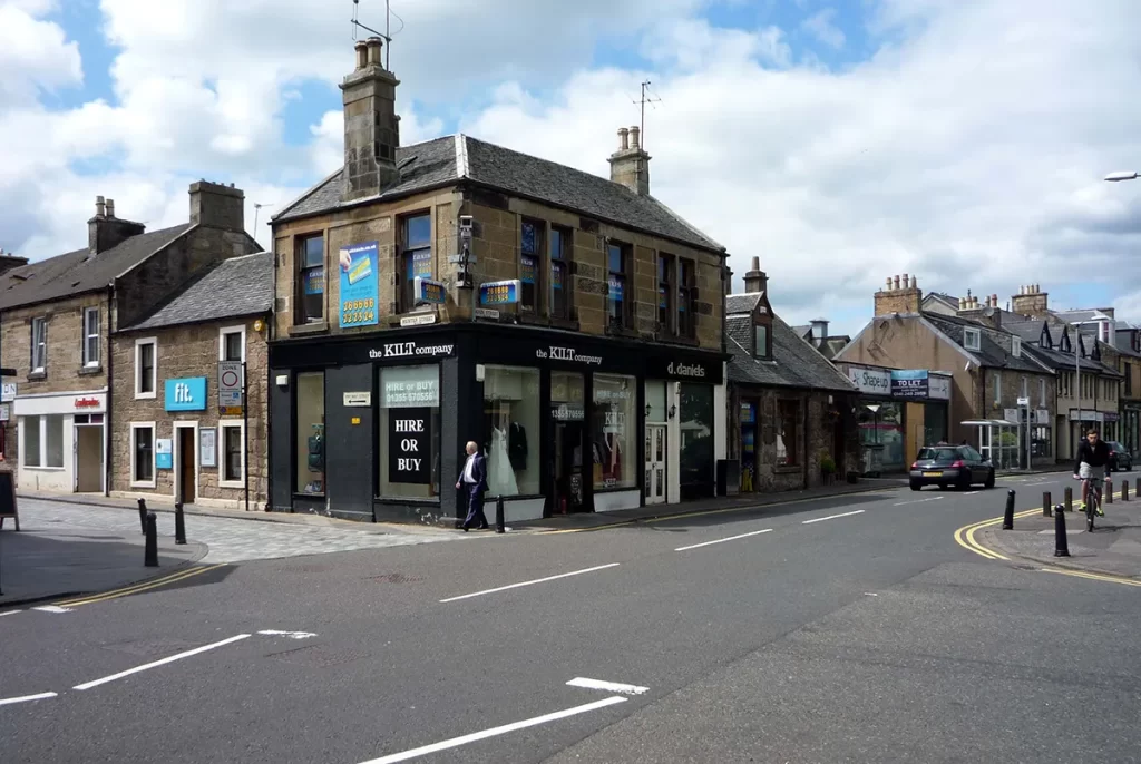 View of East Kilbride Main Street, showcasing the vibrant environment for Electrical Engineer Jobs East Kilbride.